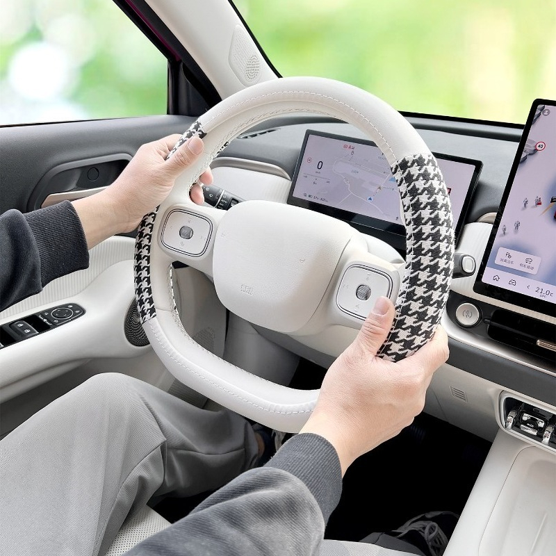Coprivolante Ultra Sottile Ant - Car Accessories Essentials recensione e prezzo
