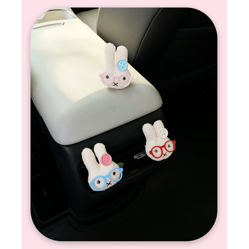 Simpatico Coniglio con Occhial - Car Accessories Perfume recensione e prezzo